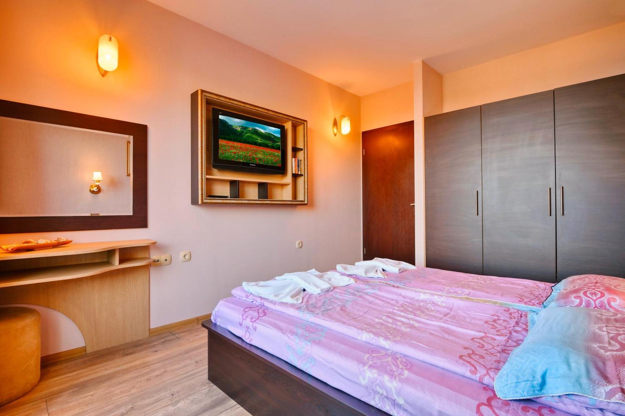 Luxury Apartment Zlatna Kotva Golden Sands Exterior photo